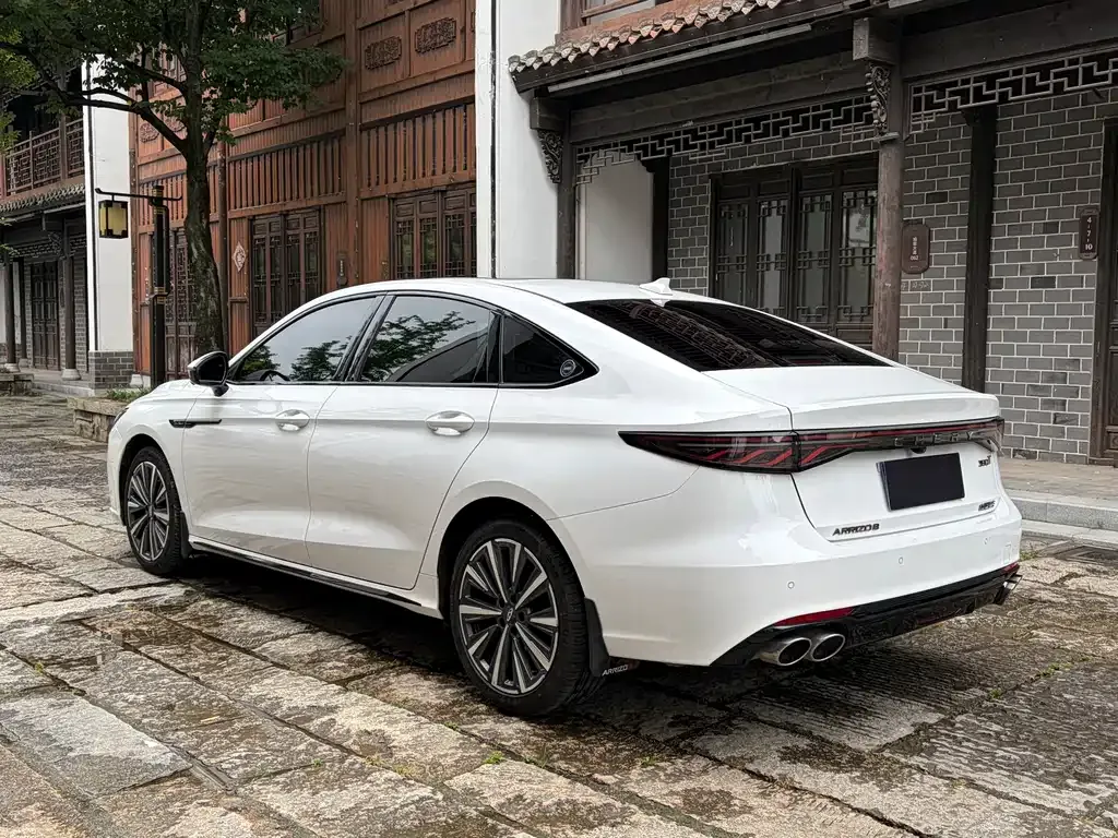 Chery Arrizo 8 PRO — фото 4