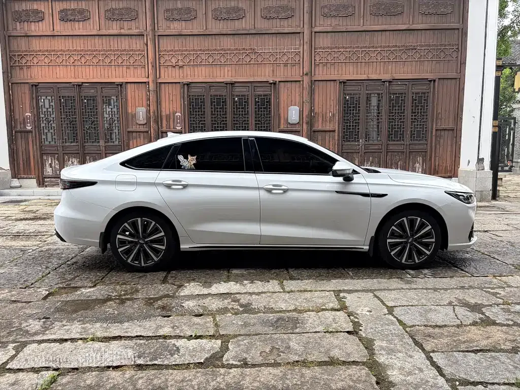 Chery Arrizo 8 PRO — фото 10