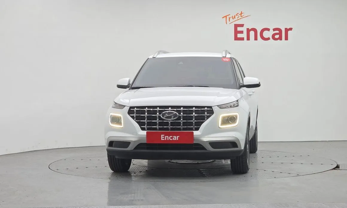 Hyundai Venue 2022 из KR, фото 2