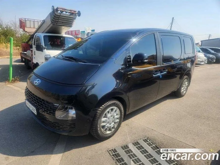 Hyundai Staria — фото 3