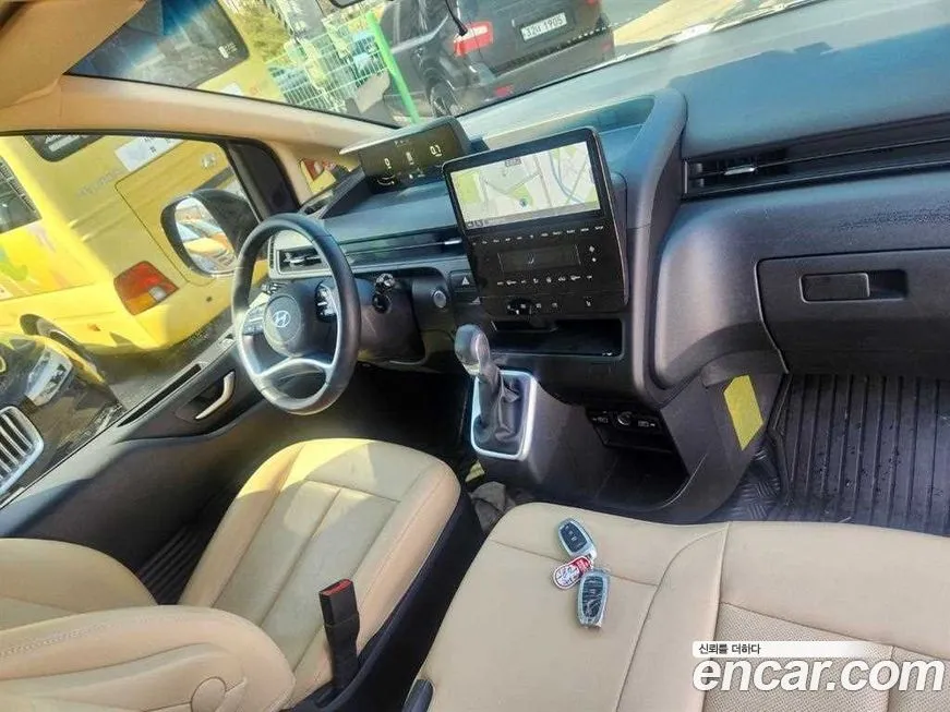 Hyundai Staria — фото 2