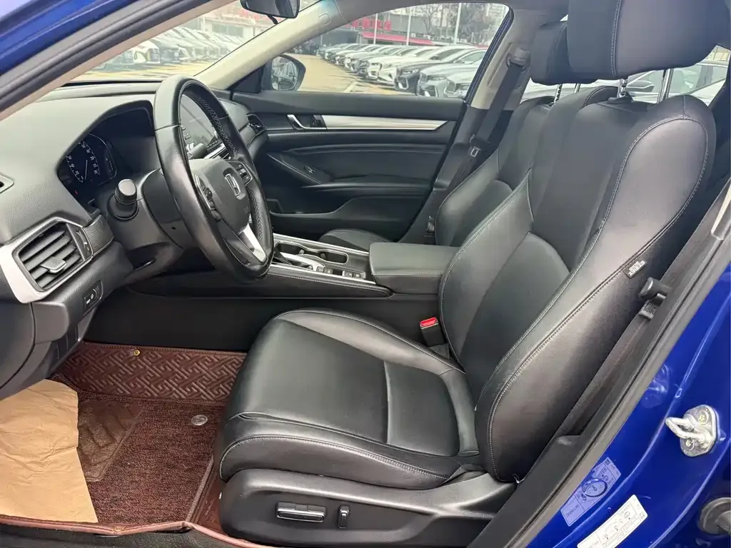 Honda Accord — фото 5