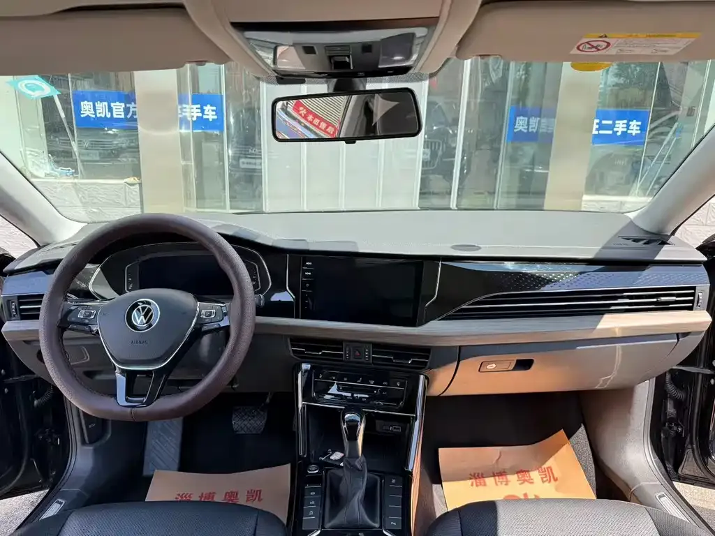 Volkswagen Passat — фото 5