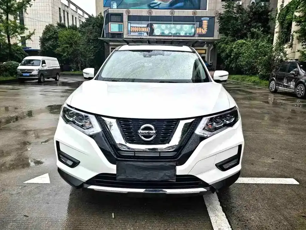 Nissan X-Trail — фото 8