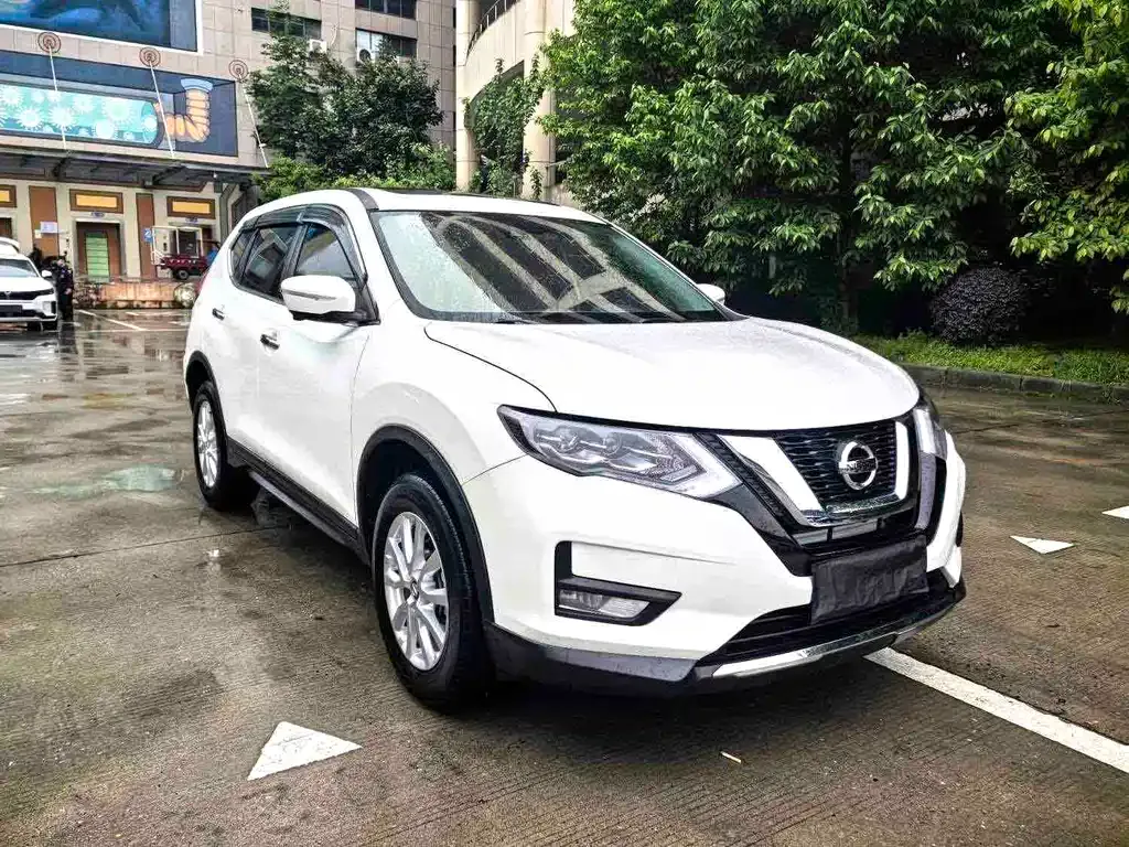 Nissan X-Trail — фото 9