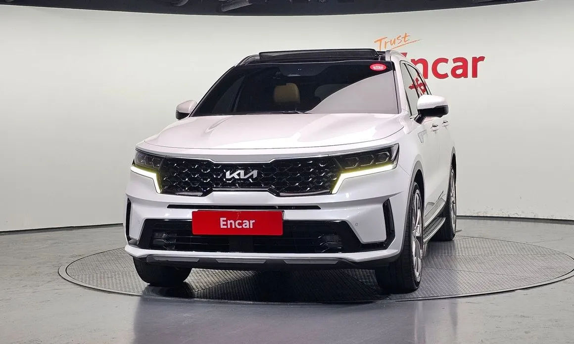 Kia Sorento — фото 8