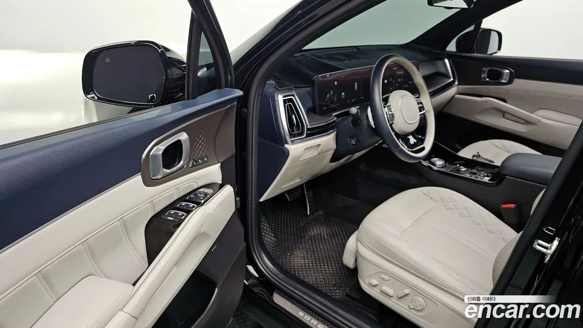 Kia Sorento — фото 7