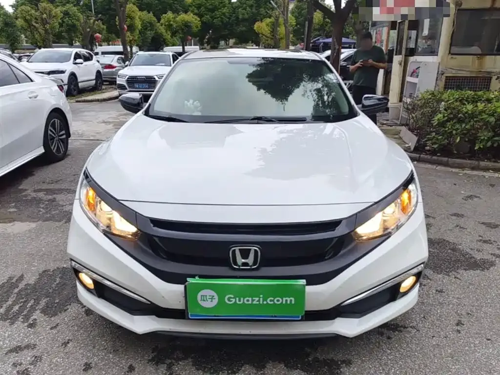 Honda Civic — фото 8