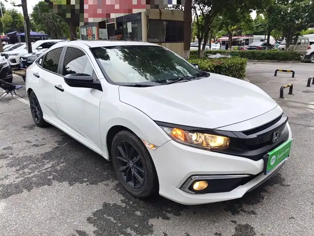 Honda Civic — фото 10