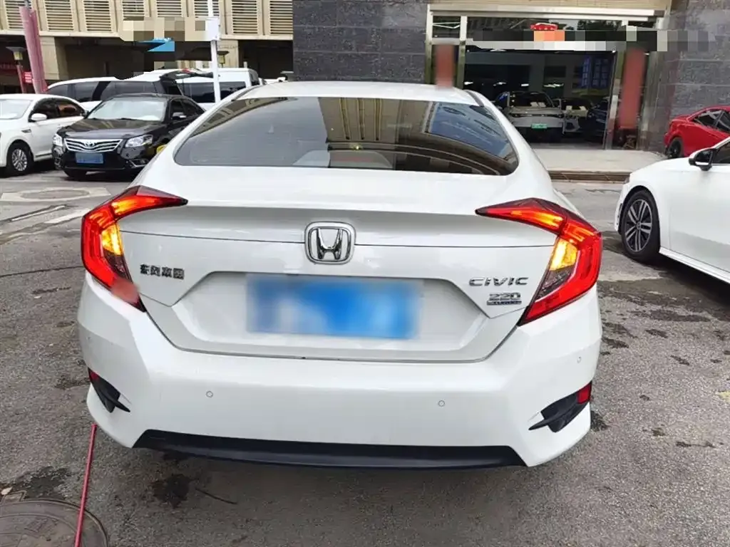 Honda Civic — фото 6