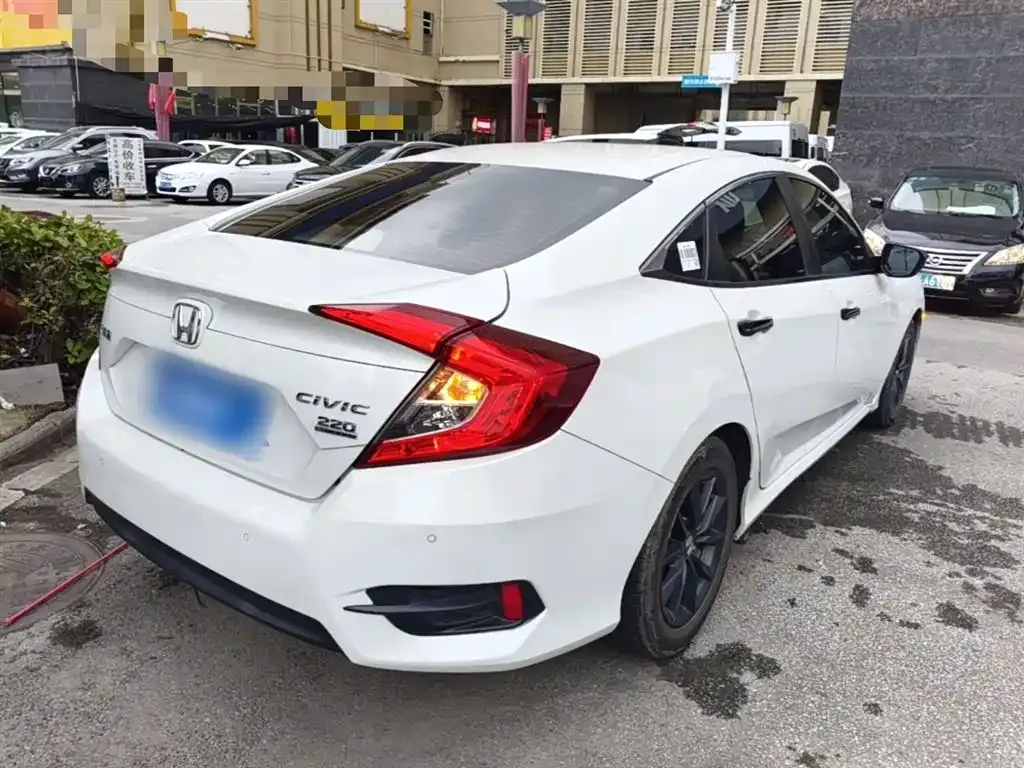 Honda Civic — фото 2