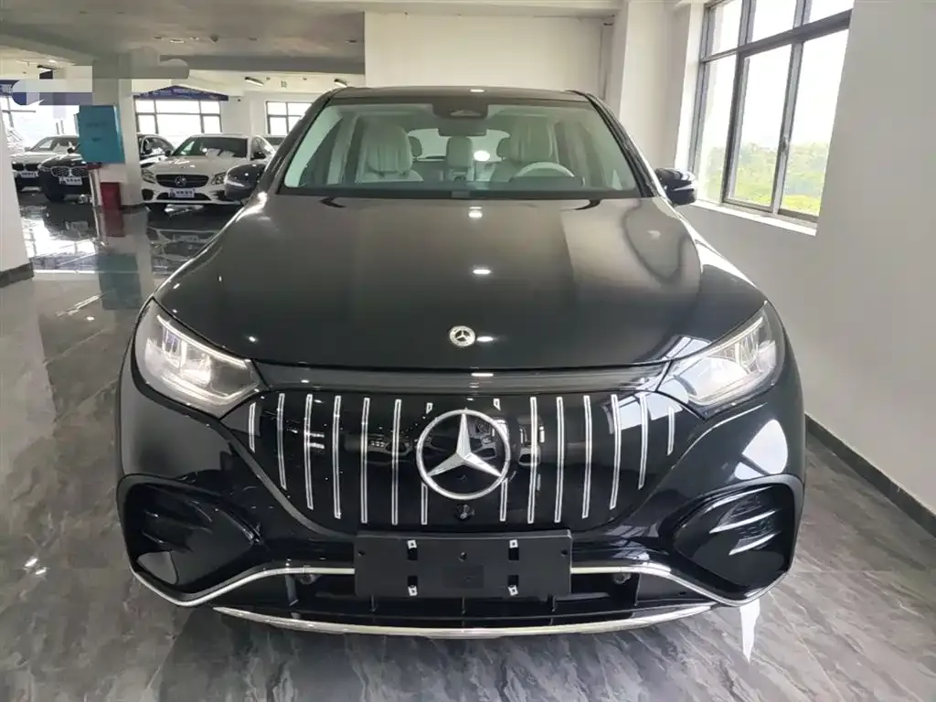 Mercedes-Benz EQE SUV 2023 из CN, фото 3