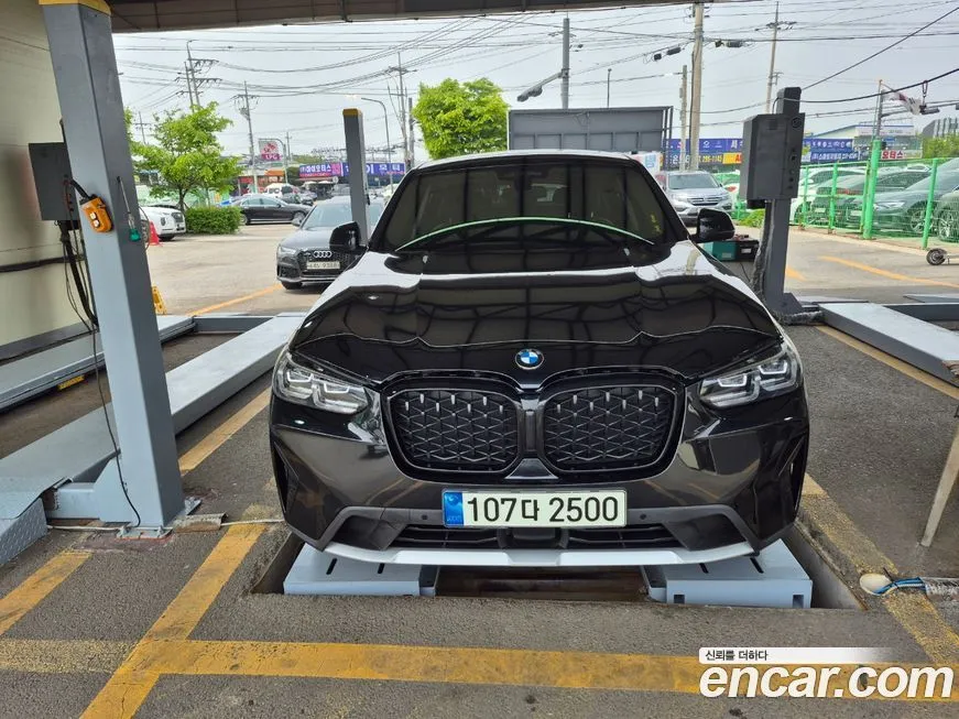 BMW X4 2022 из KR, фото 2