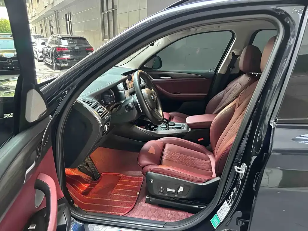 BMW X3 — фото 7