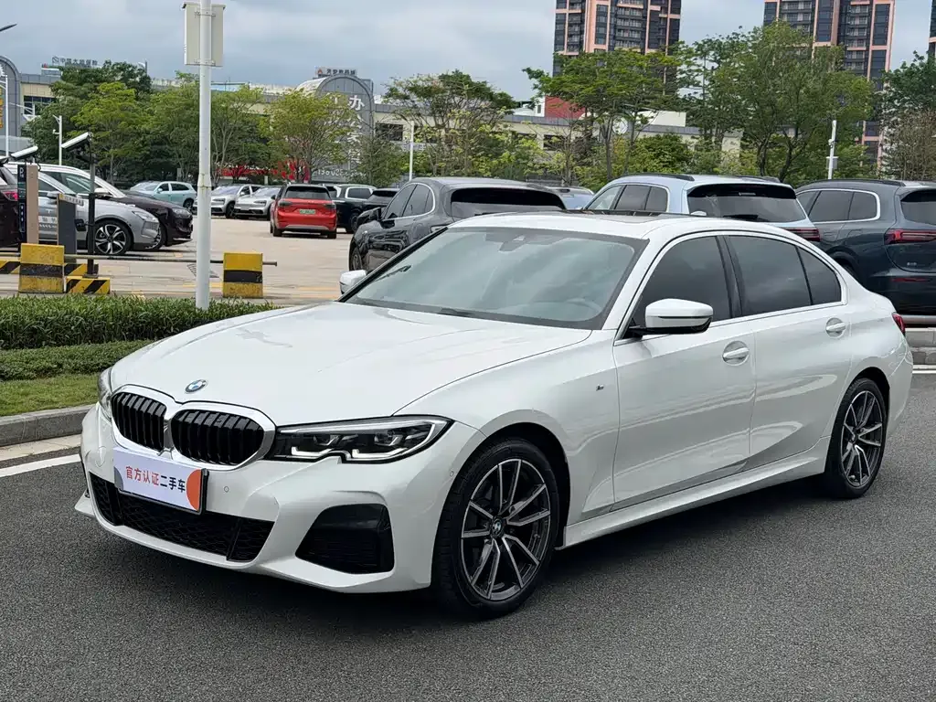 BMW 3 Series — фото 1