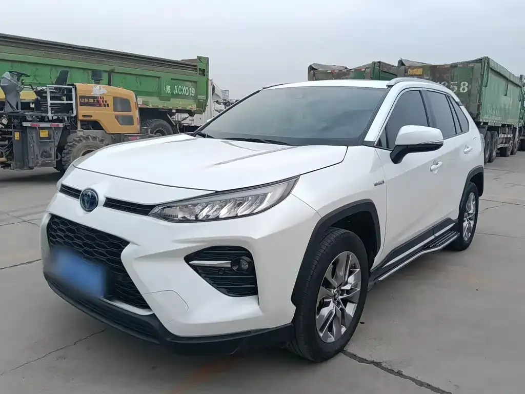 Toyota Wildlander — фото 1