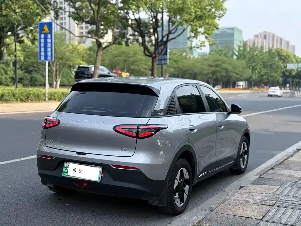 Geely Starburst — фото 8