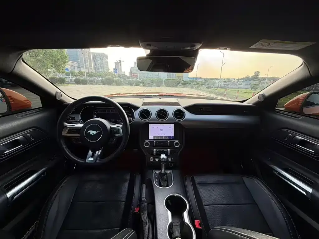 Ford Mustang 2021 из CN, фото 2