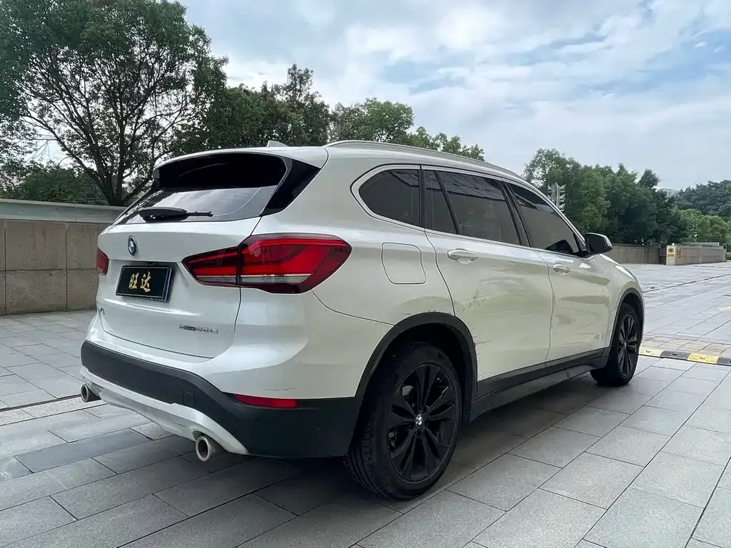 BMW X1 2021 из CN, фото 3