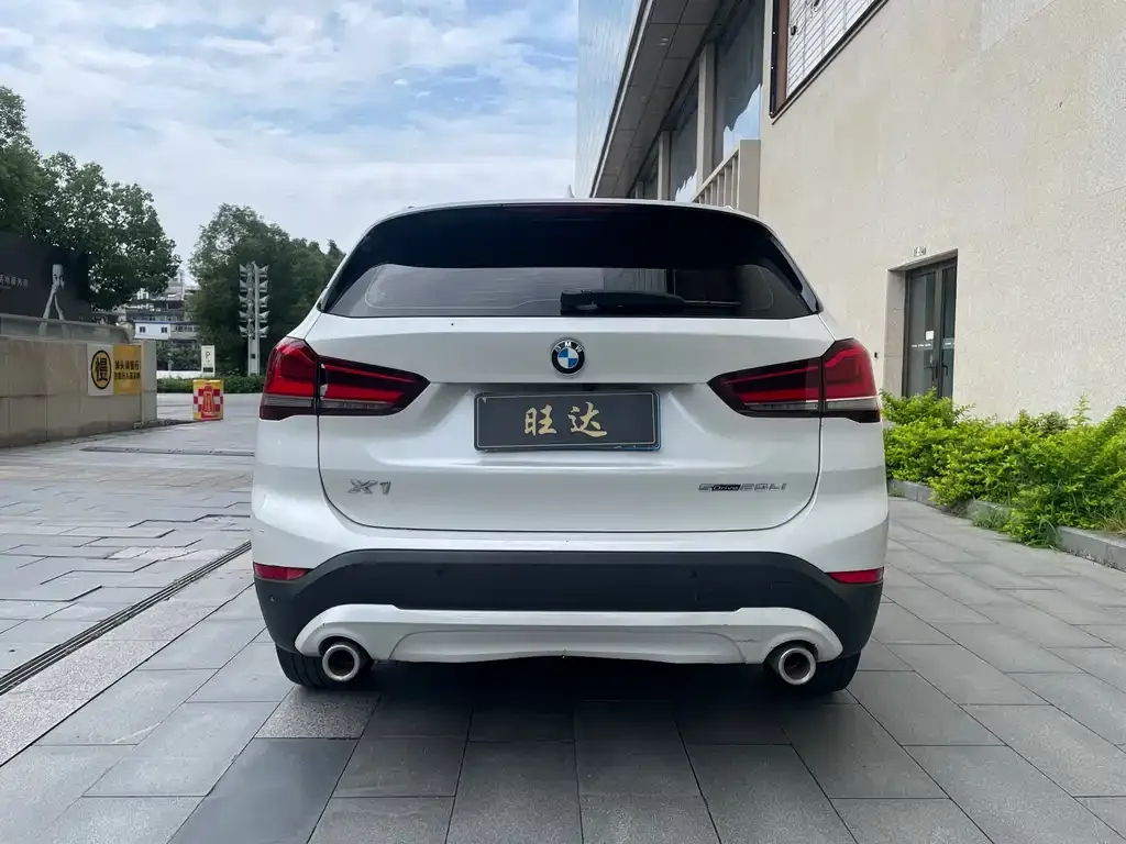 BMW X1 2021 из CN, фото 10
