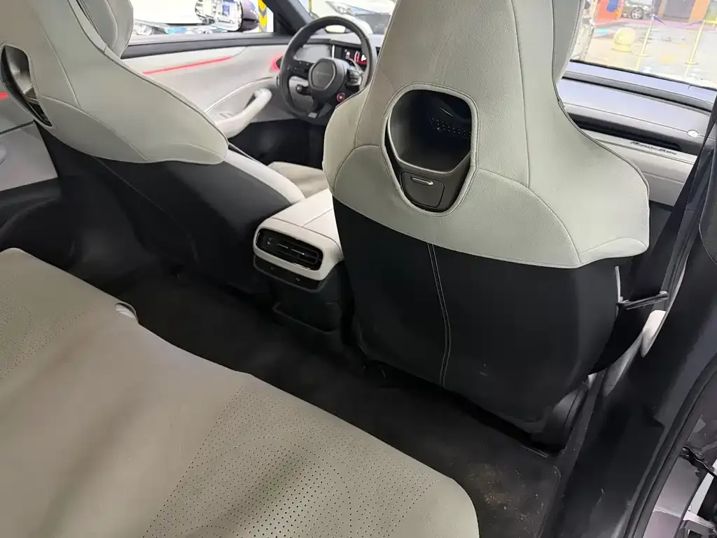 Xiaomi SU7 2025 из CN, фото 6