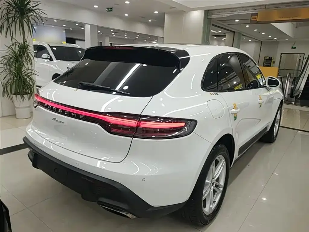 Porsche Macan — фото 10