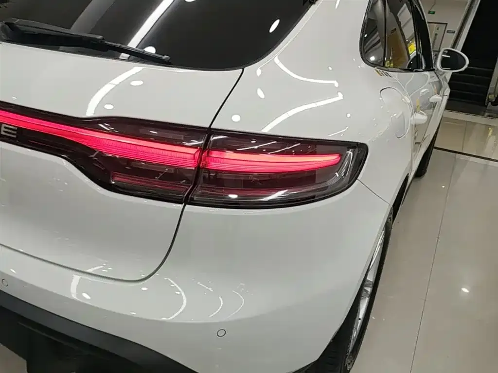 Porsche Macan — фото 4