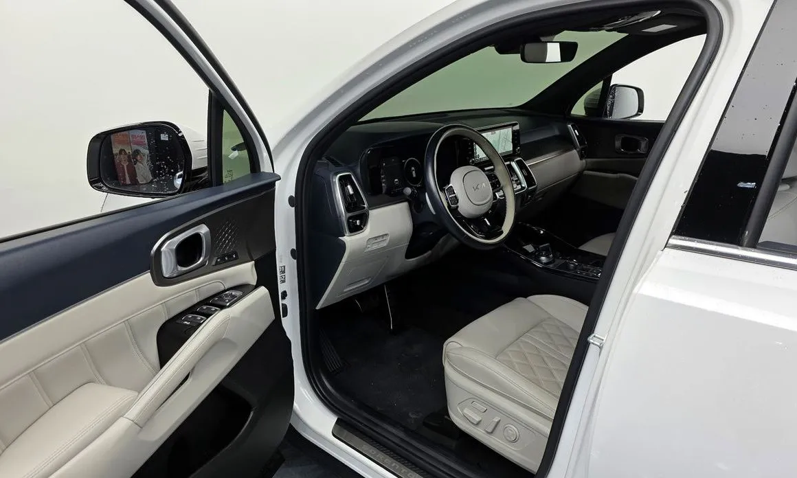 Kia Sorento — фото 6