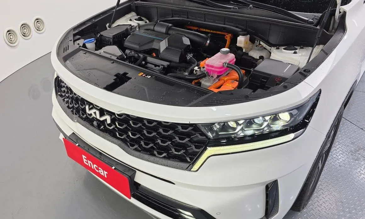 Kia Sorento — фото 10