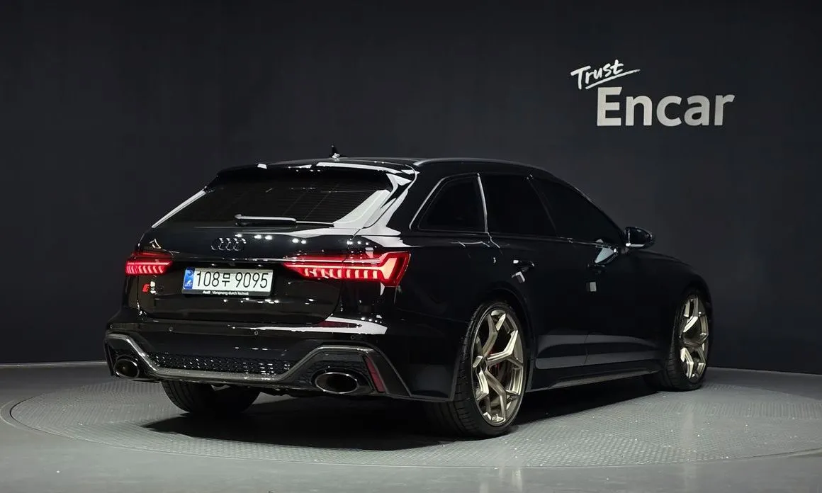 Audi RS6 2025 из KR, фото 2