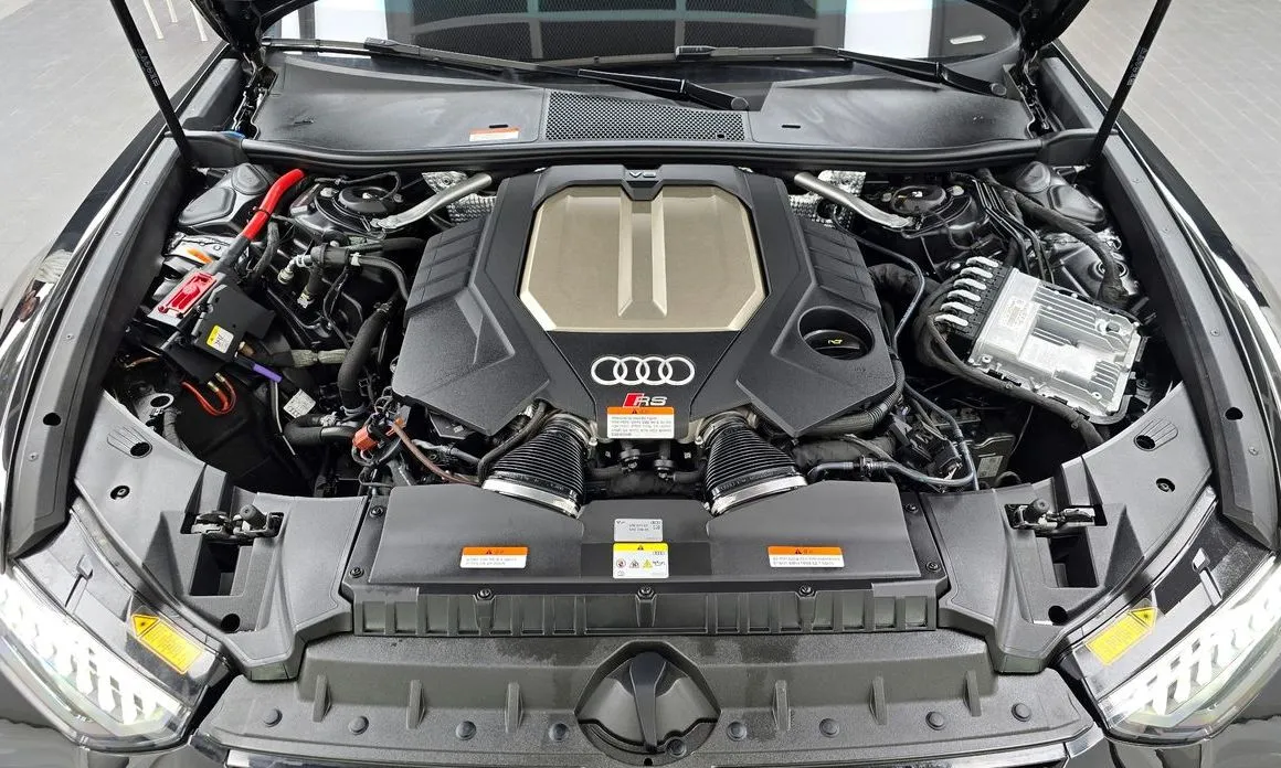 Audi RS6 2025 из KR, фото 9