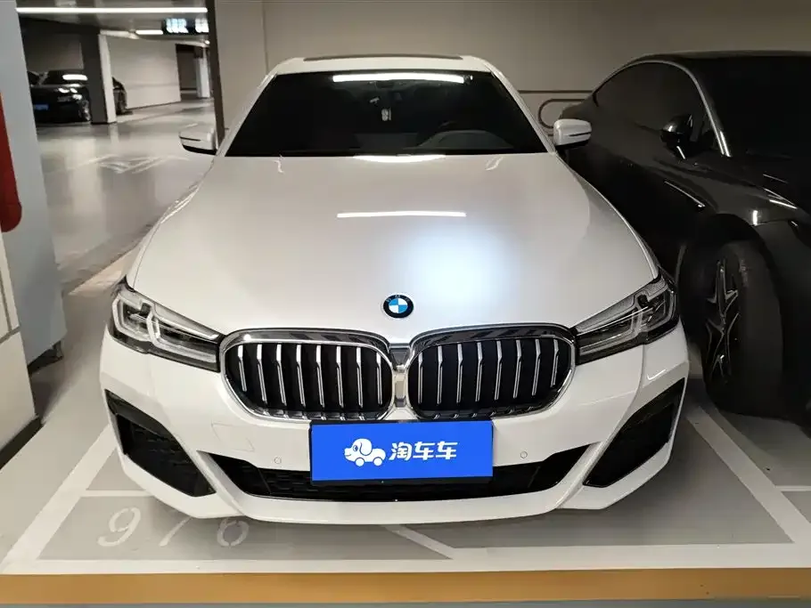 BMW 5 Series — фото 10