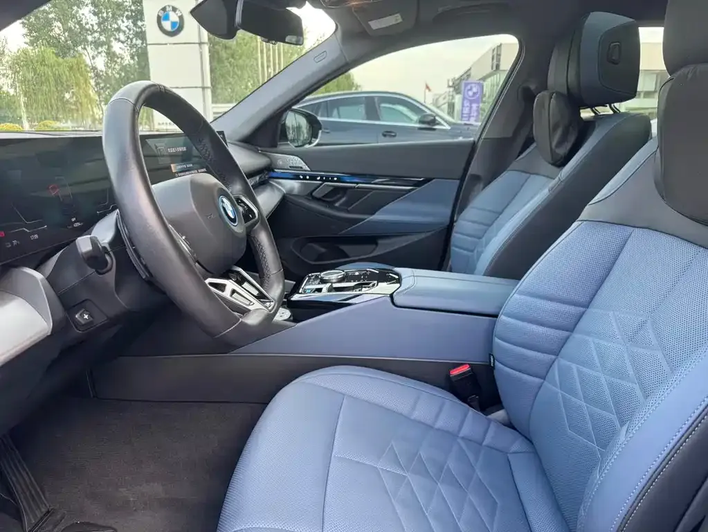 BMW i5 2024 из CN, фото 6