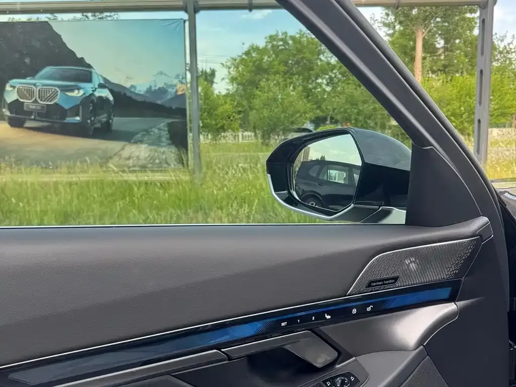 BMW i5 2024 из CN, фото 4