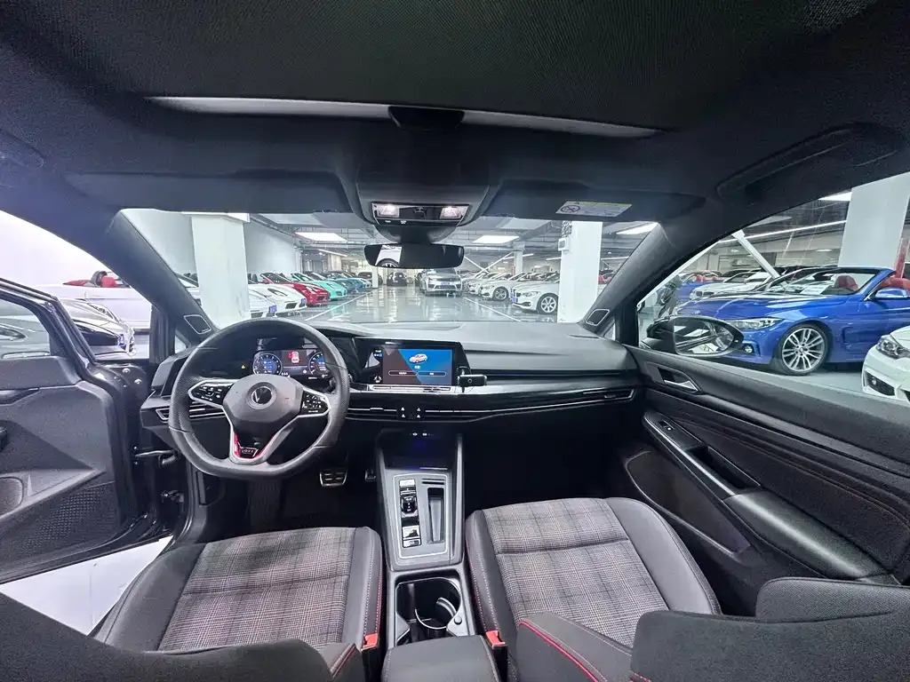 Volkswagen Golf GTI 2022 из CN, фото 6