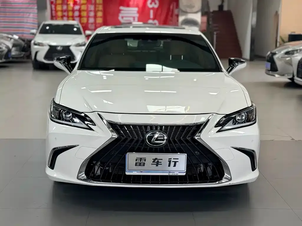 Lexus ES 2023 из CN, фото 4