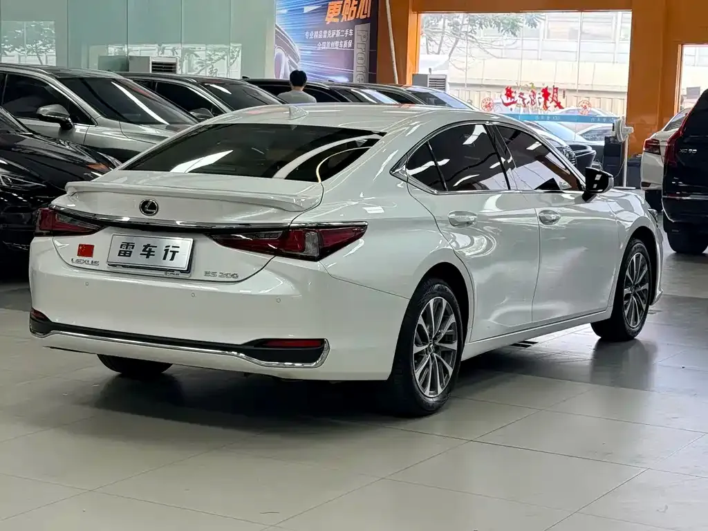 Lexus ES 2023 из CN, фото 5