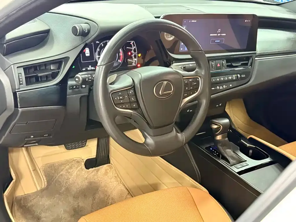 Lexus ES 2023 из CN, фото 2