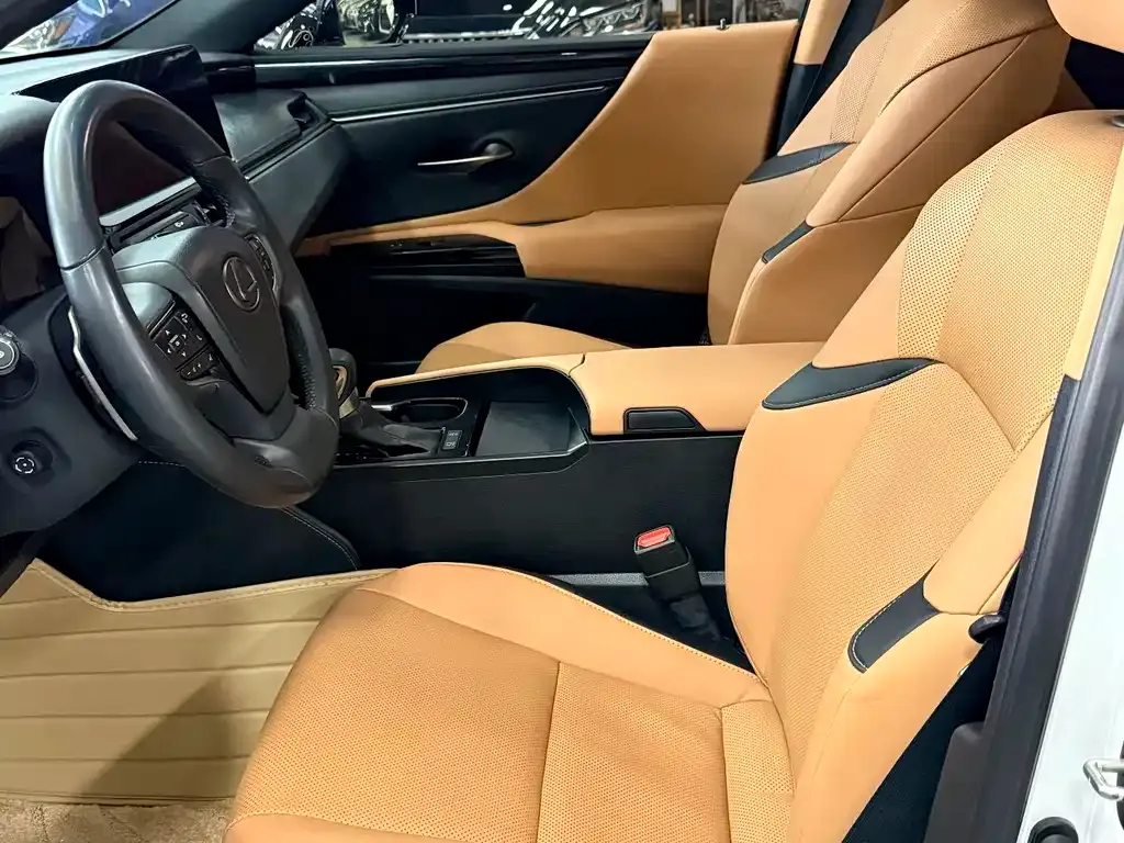 Lexus ES 2023 из CN, фото 3