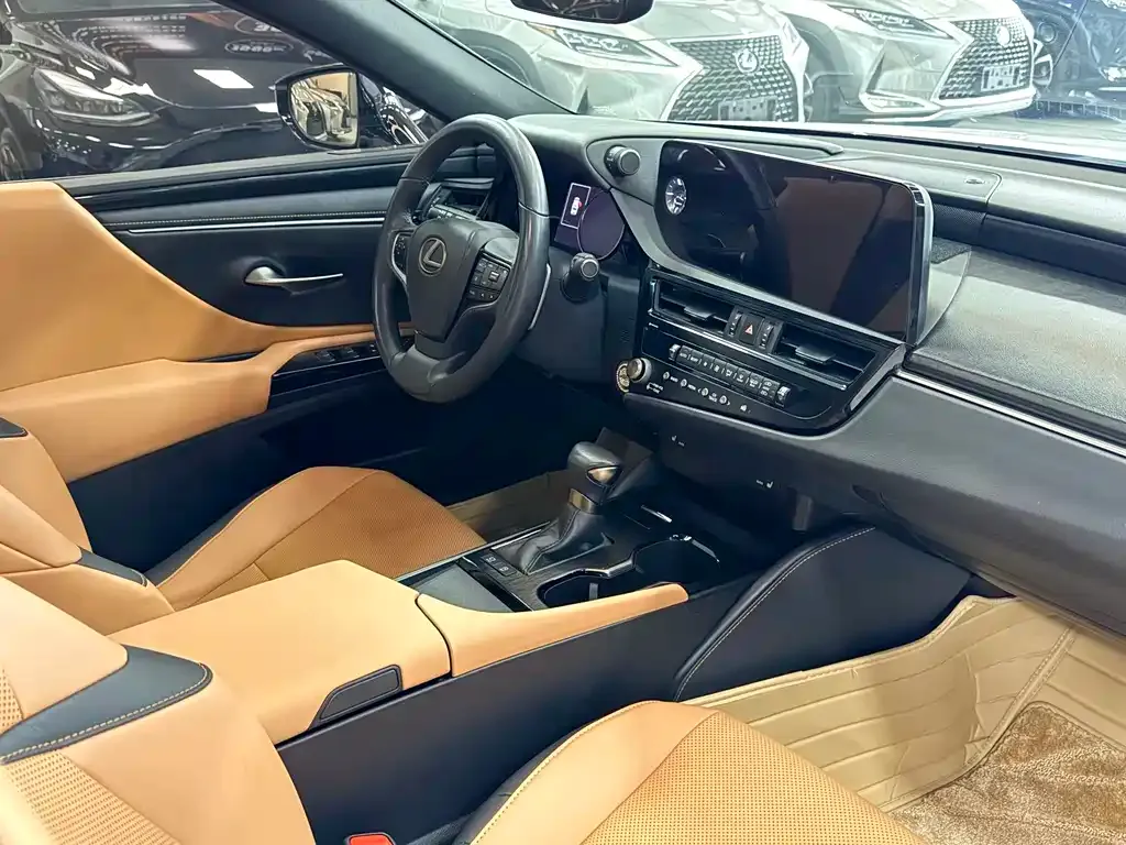 Lexus ES 2023 из CN, фото 6