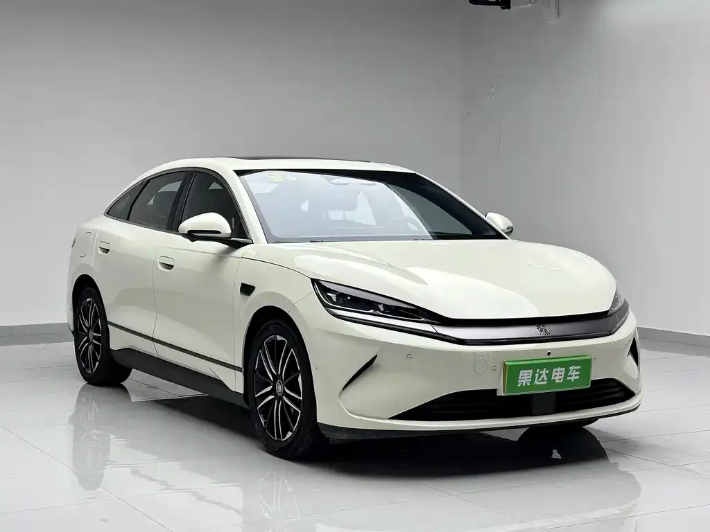 BYD Qin L — фото 10