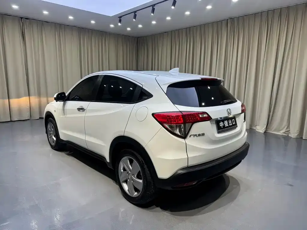 Honda Vezel — фото 3