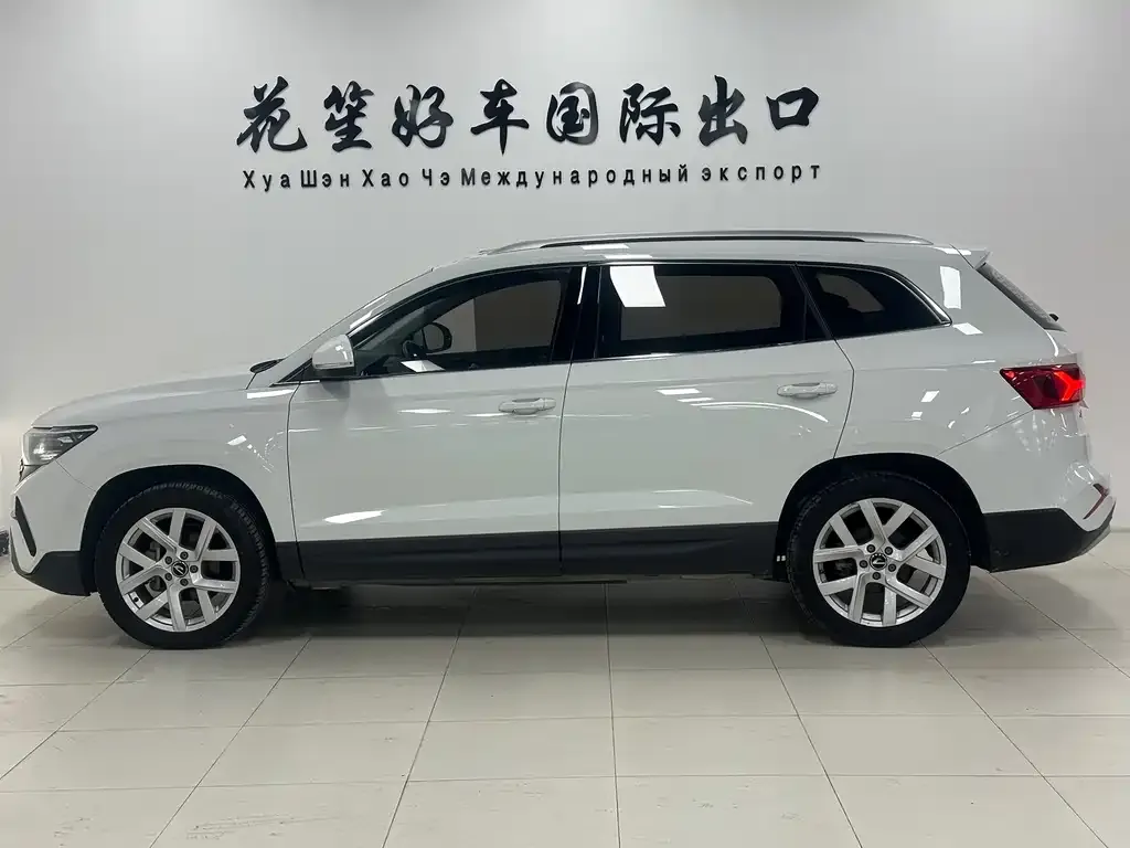 Jetta VS7 2023 из CN, фото 2