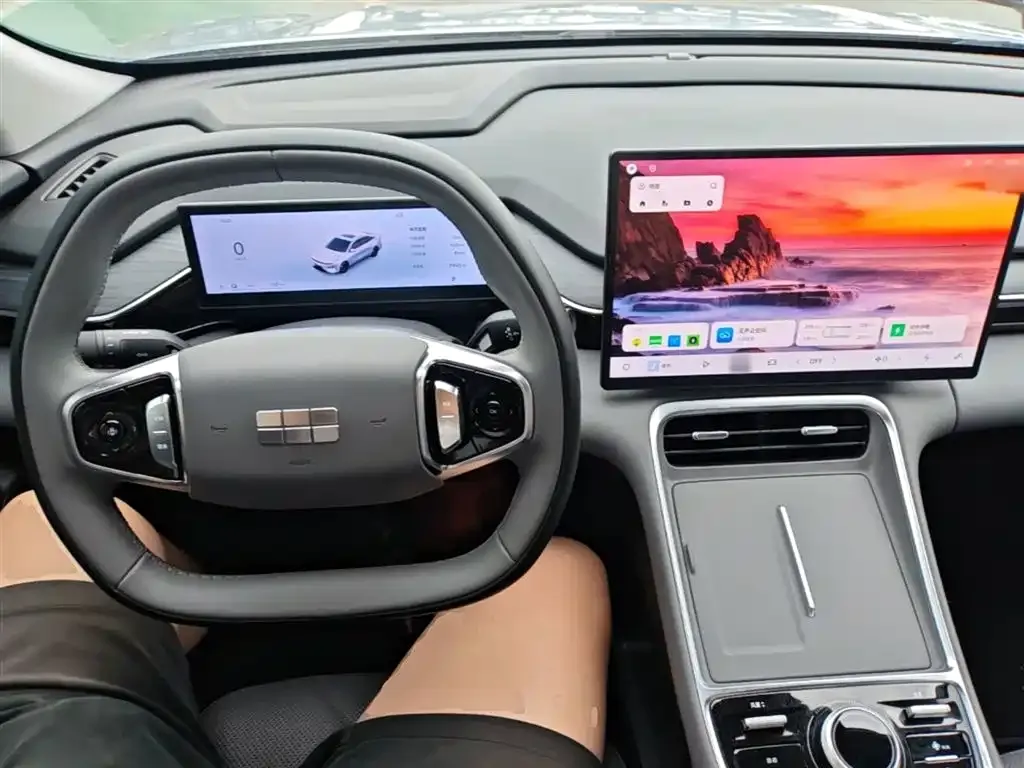 Geely Galaxy L6 — фото 3