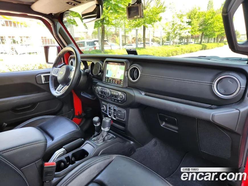 Jeep Wrangler 2021 из KR, фото 3