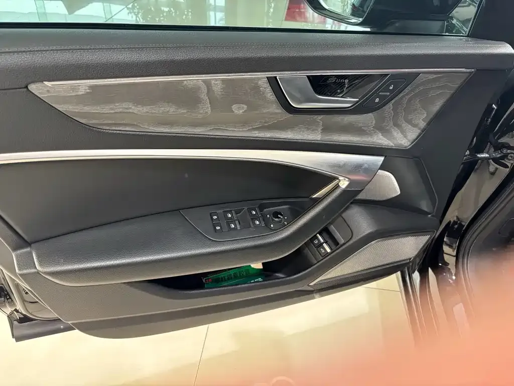 Audi A6L New Energy 2021 из CN, фото 8