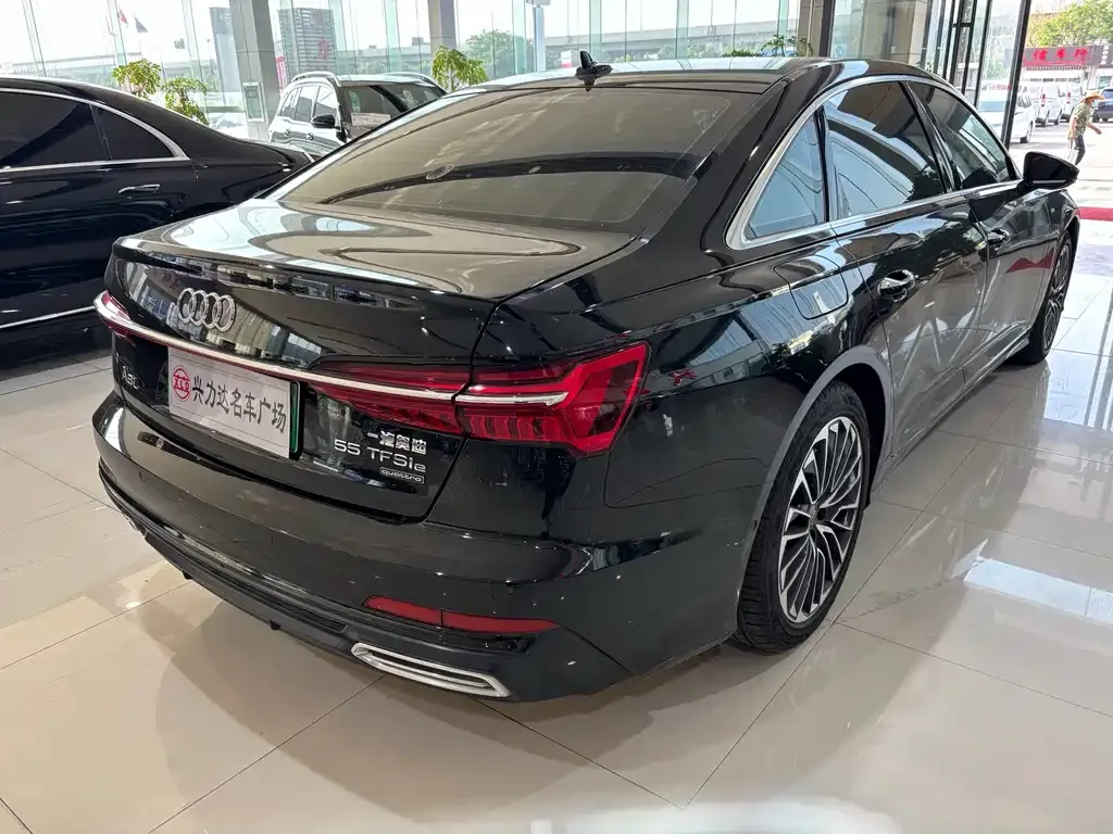 Audi A6L New Energy 2021 из CN, фото 4