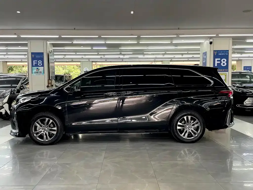 Toyota Sienna 2026 из CN, фото 5