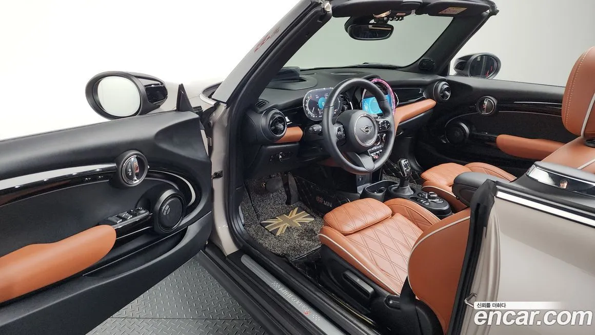 Mini Cooper Convertible 2022 из KR, фото 7