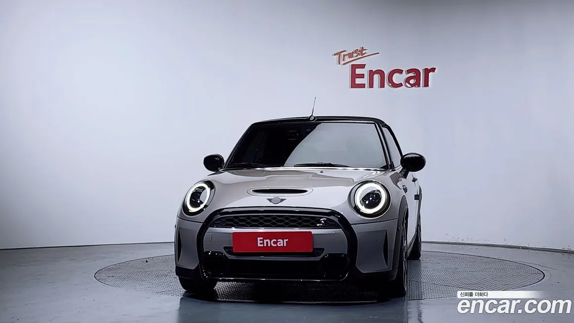 Mini Cooper Convertible 2022 из KR, фото 3